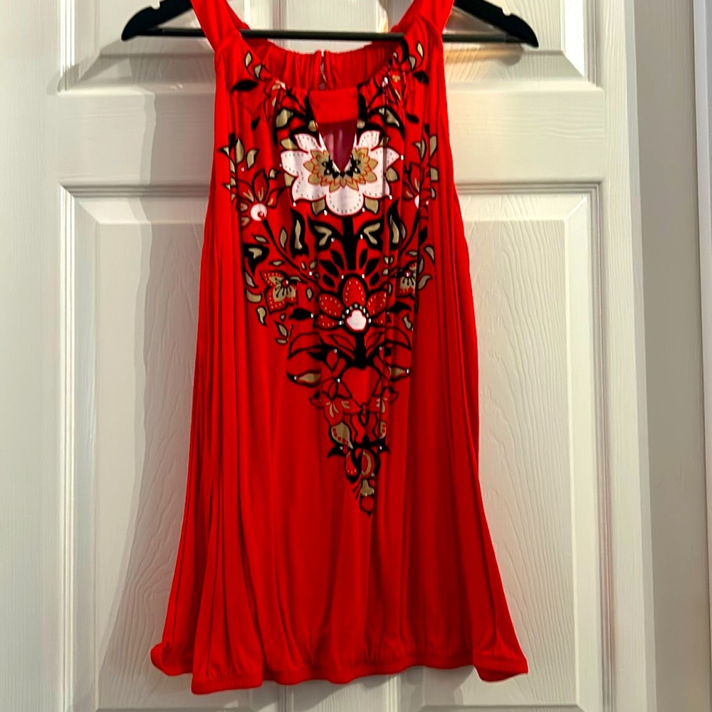 Cute Red Tank with Pretty Flower Design